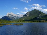Vermilion Lake mit Sulphur Mountain und Mount Rundle - Banff NP